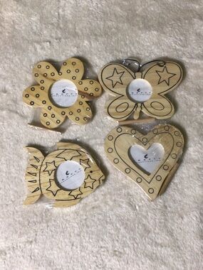 Wooden Decorative Photo Frames Set - Natural Finish (4-Pack)